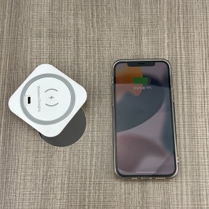 Desktop wireless charger 15W fast charging