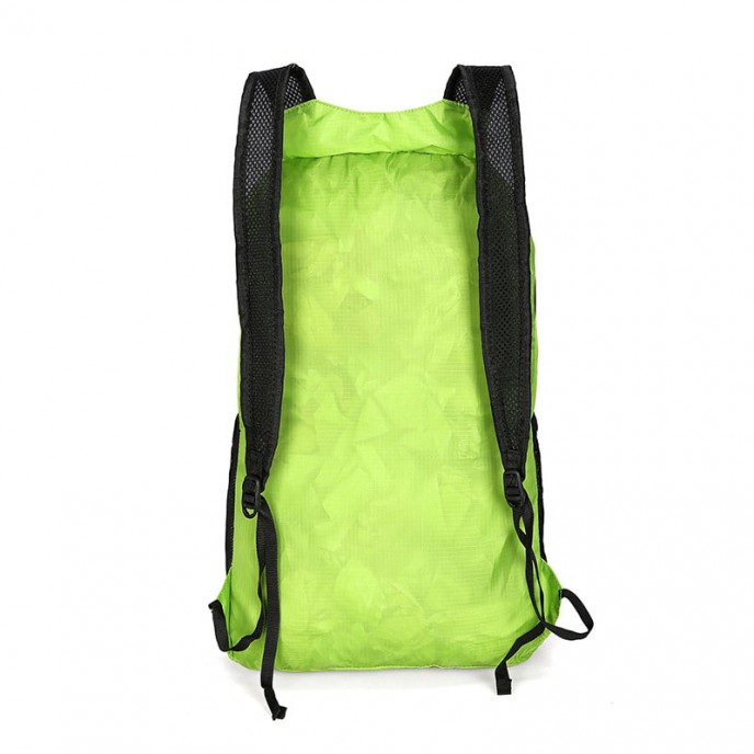 Lightweight, waterproof folding backpack (16 L )