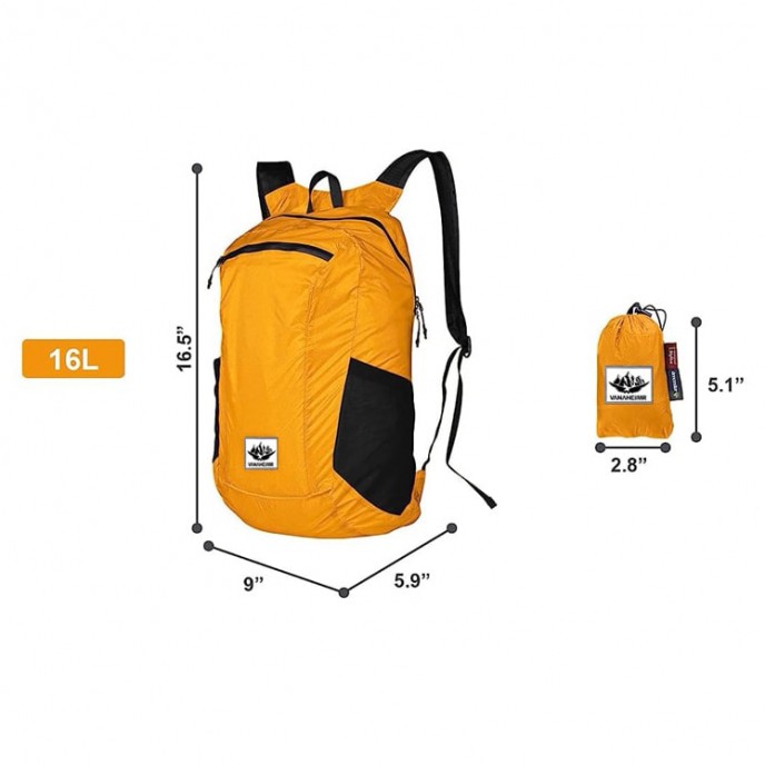 Lightweight, waterproof folding backpack (16 L )