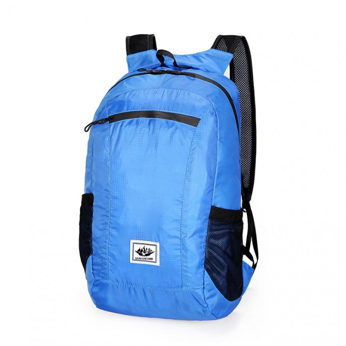 Lightweight, waterproof folding backpack (16 L )